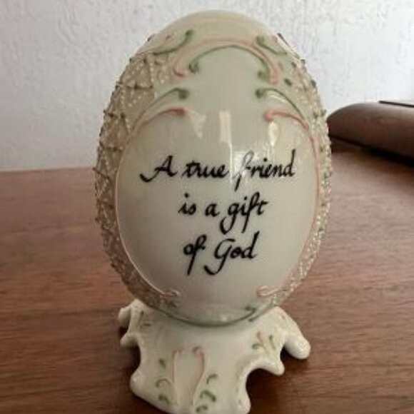 A True Friend Is A Gift From God Faberge Egg - Picture 2 of 5